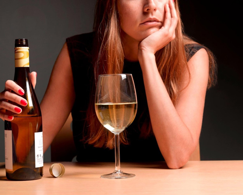 Анонимное лечение женского алкоголизма в Навашино
